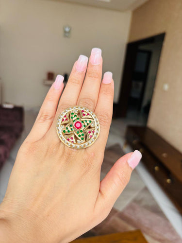 Jadau Ring